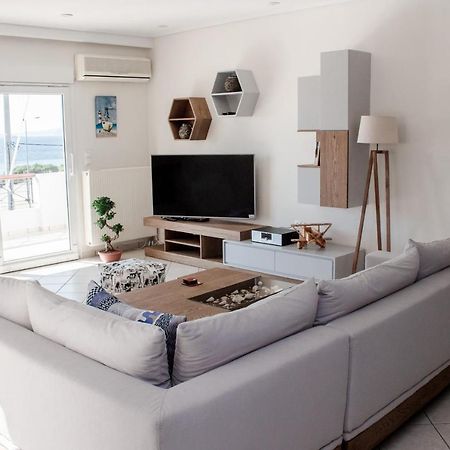 Luxury Seaview Apartment By The Sea Saronida Exteriér fotografie