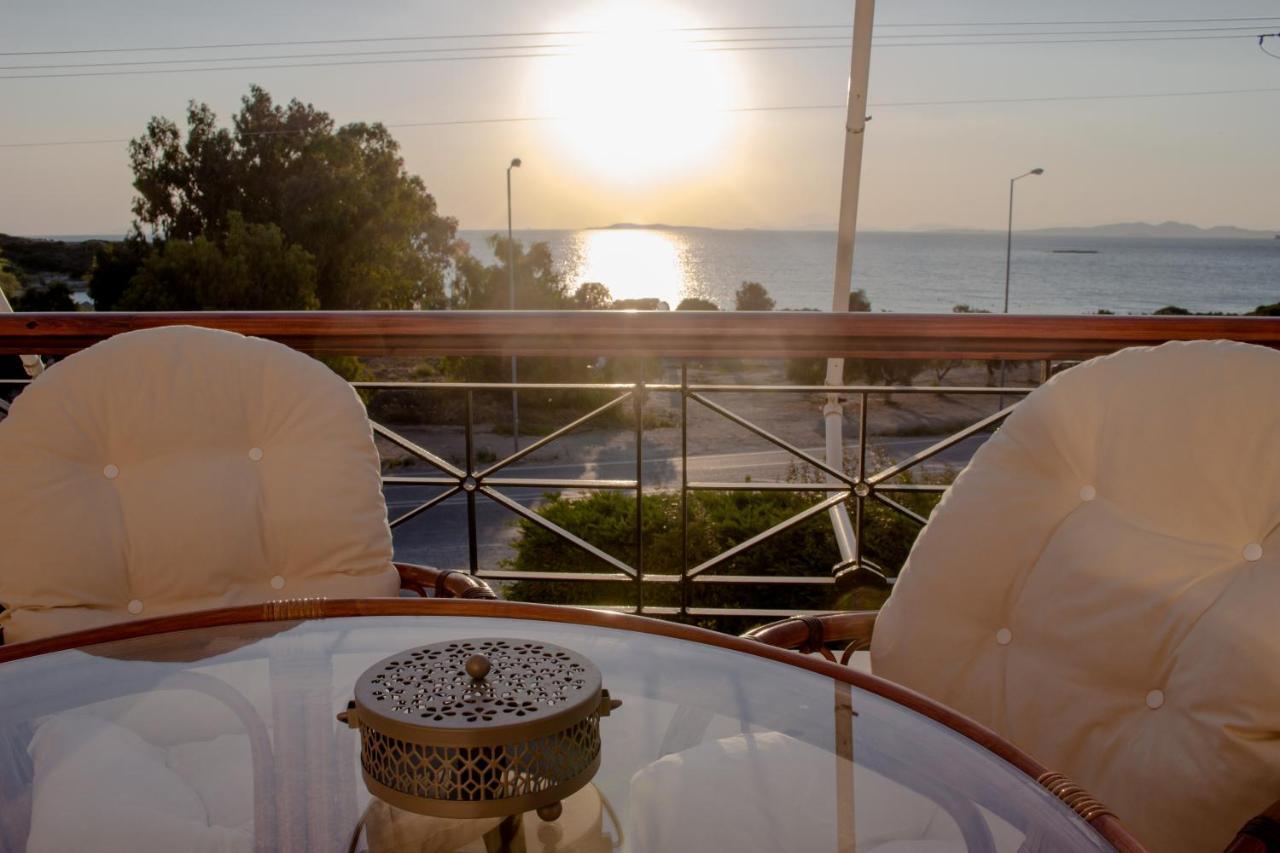 Luxury Seaview Apartment By The Sea Saronida Exteriér fotografie
